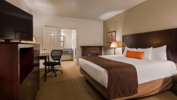 Best Western Plus Bayshore Inn image 14